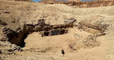 Tumba de Amun-Mes - Kampp 23 em Luxor