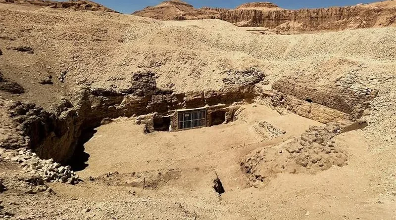 Tumba de Amun-Mes - Kampp 23 em Luxor