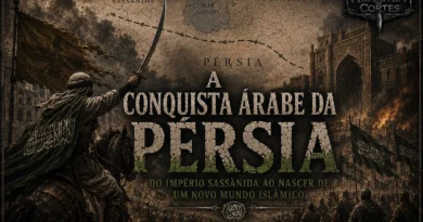 Ilustração detalhada e épica mostrando um guerreiro árabe a cavalo erguendo uma espada e uma bandeira com inscrições em arábe, com exércitos e construções antigas ao fundo sob um céu sombrio. No centro, o texto "A Conquista Árabe da Pérsia".